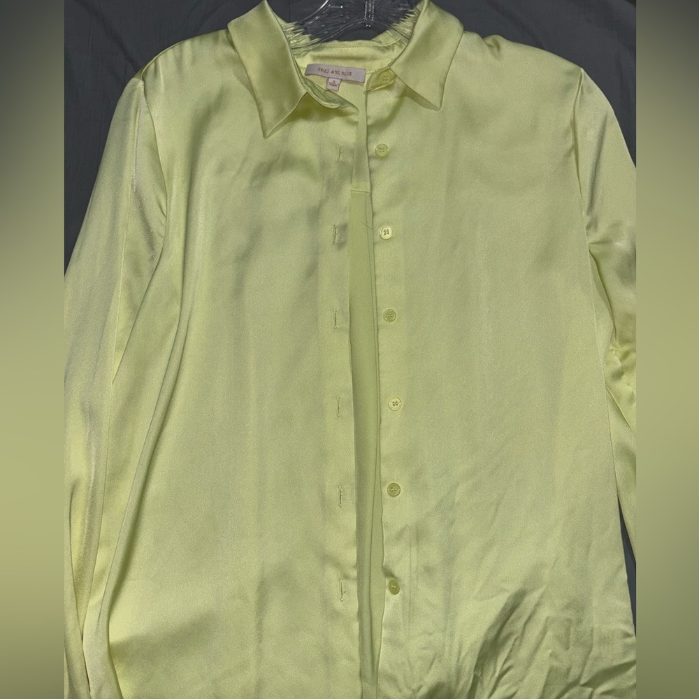 yellow blouse